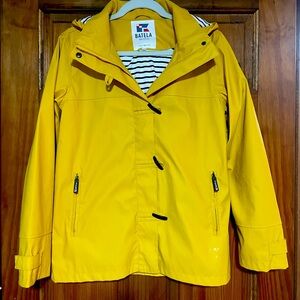 Batela Raincoat with lining